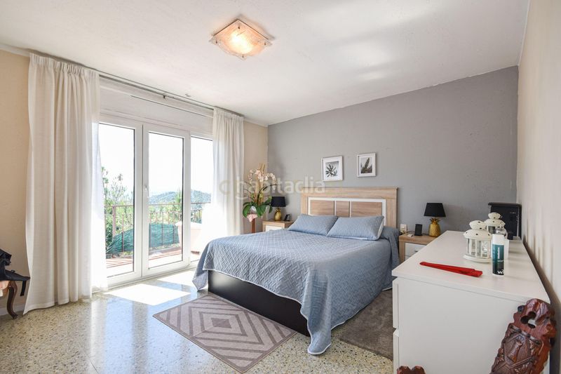 Foto c074fee4-ab7d-4651-89a5-4f3b6b11f8b0. House in passatge xaloc in La Miranda Esplugues de Llobregat