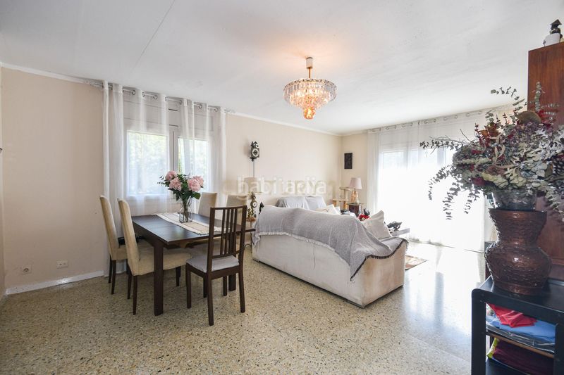 Foto df9eb3eb-5df4-4190-8265-9abe1eeab42e. House in passatge xaloc in La Miranda Esplugues de Llobregat