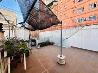 Haus in Johann sebastian bach. Acogedora casa en sabadell, barcelona  oportunidad única