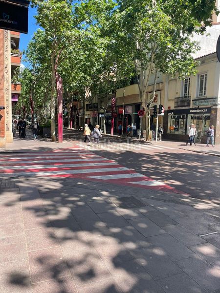 Foto c8cec601-dff8-40e7-855e-d7e75ae9cb2b. Traspàs local comercial a Centre Sabadell