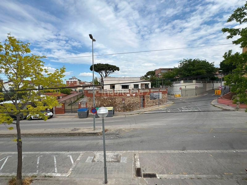 Foto 02aee9d9-6765-487d-84d8-9cbe301d475b. Casa a carrer de juan ramon jiménez a Barri de Lourdes-Gallecs Mollet del Vallès