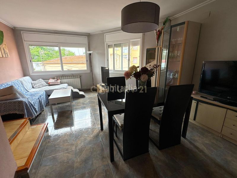 Foto 44113e2b-2158-4078-87f0-610344c36a75. Casa a carrer de juan ramon jiménez a Barri de Lourdes-Gallecs Mollet del Vallès