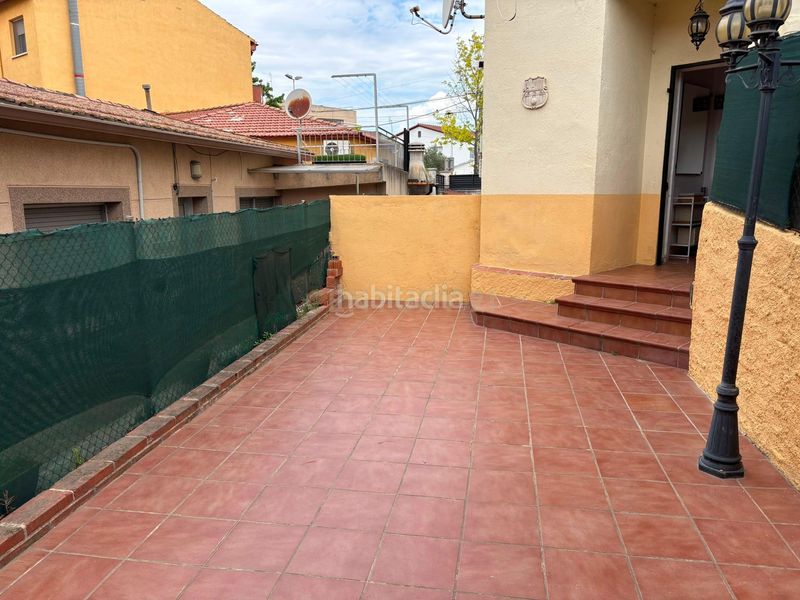 Foto bd99d8e2-5dfe-428a-b013-c61e4e24dd4c. Casa a carrer de juan ramon jiménez a Barri de Lourdes-Gallecs Mollet del Vallès