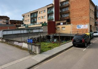 Finca rústica en Carrer madrid, 183, olot, spain. Solar urbano en olot  oportunidad para promotores e inversores