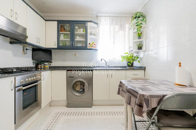 Foto 80e6503f-8899-4955-8b92-cd0eab84b648. Etagenwohnung mit heizung in Ciutat Jardí Valencia