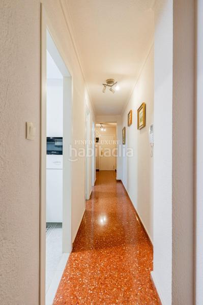 Foto f0c0a5d1-24bb-497f-a4ea-589423b8c9aa. Etagenwohnung mit heizung in Ciutat Jardí Valencia