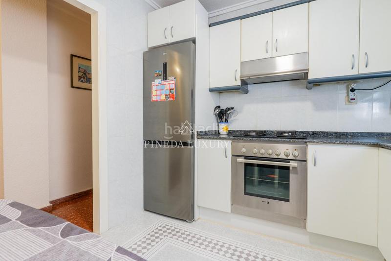 Foto f0ebf992-4dab-4e3d-a29d-2c798d685aa6. Flat with heating in Ciutat Jardí Valencia