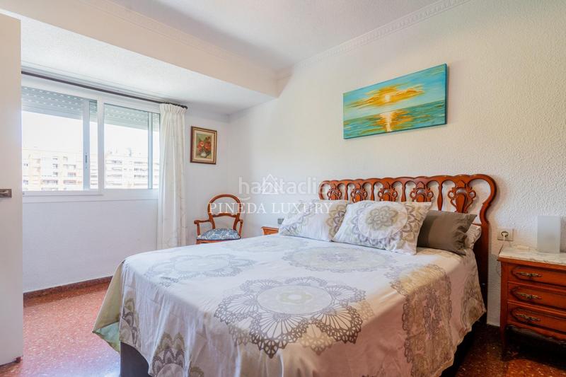 Foto d5c4dda7-5924-4e7b-bec3-ae00e2f6f424. Piso en Ciutat Jardí Valencia