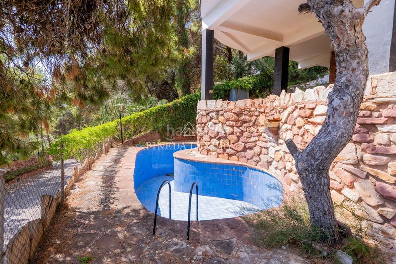 Foto 4461e8cd-bde0-4995-a8bc-74329c69401a. Chalet avec parking dans Centro-El Castillo Sagunt