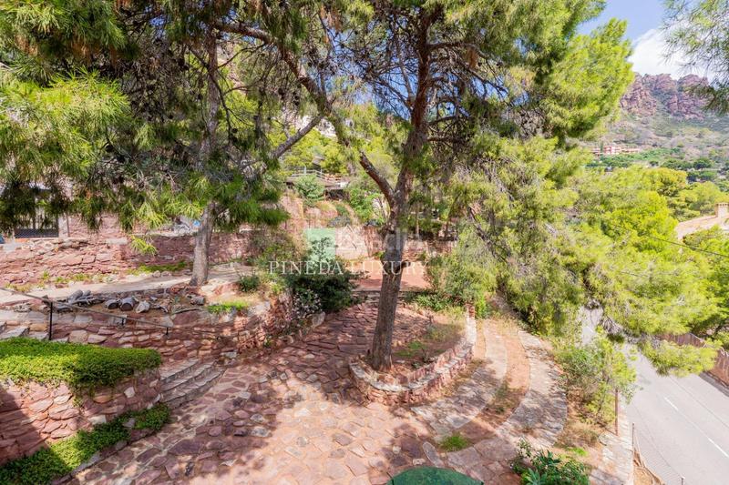 Foto 539437c6-f1ad-415c-aa68-09a1586f948d. Chalet avec parking dans Centro-El Castillo Sagunt