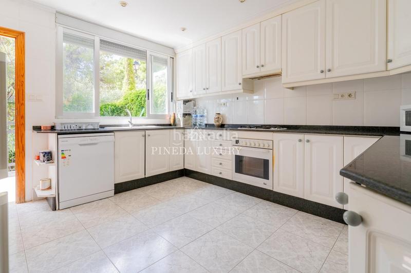 Foto 8152d58c-5d11-4f2f-a46f-453ad48b86c0. Chalet avec parking dans Centro-El Castillo Sagunt