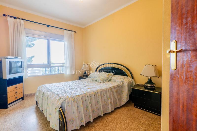 Foto 821937e7-c834-4e93-b50b-6a9d726a4ff5. Chalet avec parking dans Centro-El Castillo Sagunt