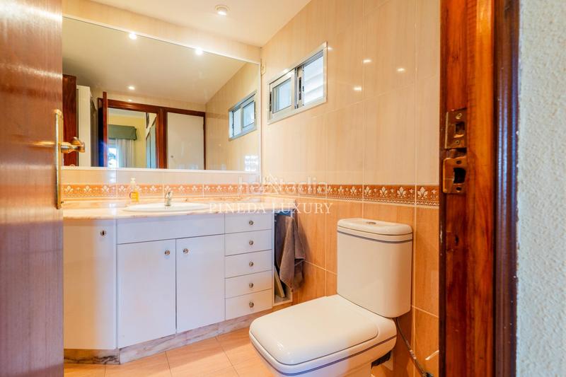 Foto cb124733-f8c0-41d4-8784-1094371f7e6c. Chalet avec parking dans Centro-El Castillo Sagunt