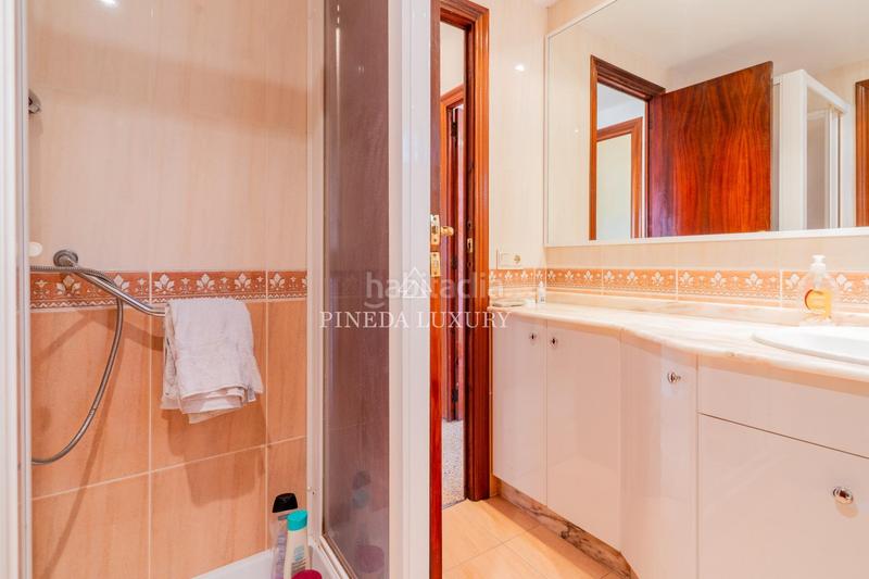 Foto eda436b0-b722-45d7-a3b2-fdfe3b6591de. Chalet avec parking dans Centro-El Castillo Sagunt