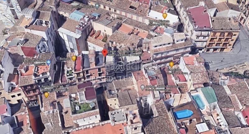 Foto 97a0fd18-f5b4-46b9-8e5f-7157aec637a5. Building in calle calle de la bolsería 33-35-37 in Valencia