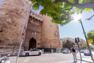 Piso en Carrer quart 66. Vivienda totalmente reformada junto a las torres de quart valenc