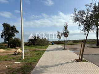 Terreno residenziale  Calle de l'agro. Parcela exclusiva en primera linea de la playa de almarda