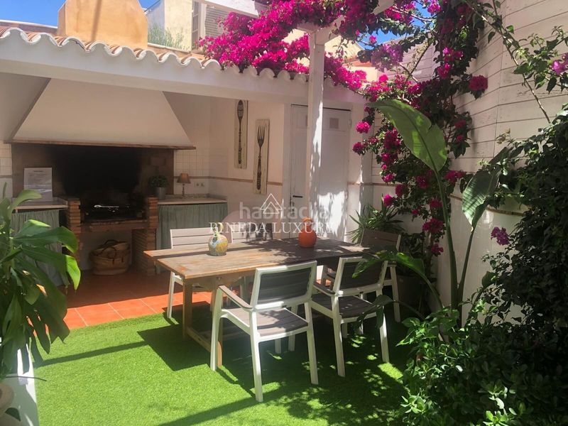 Casa adosada en calle rio tajo 21 vivienda turistica independiente a 100 metros de la playa de la malvarrosa ciudad en Valencia - Imagen 2