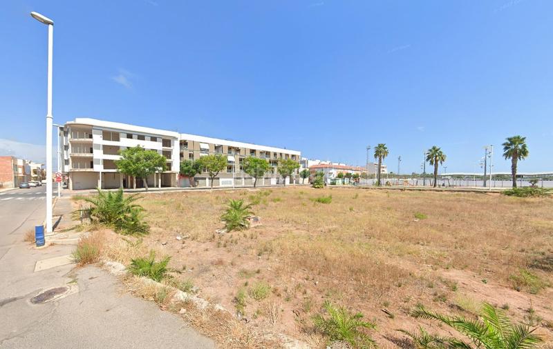 Foto 08119222-2a48-4f14-882f-a422fb10529e. Wohngrundstück in calle calle de vicente ramón alos in Moncofa