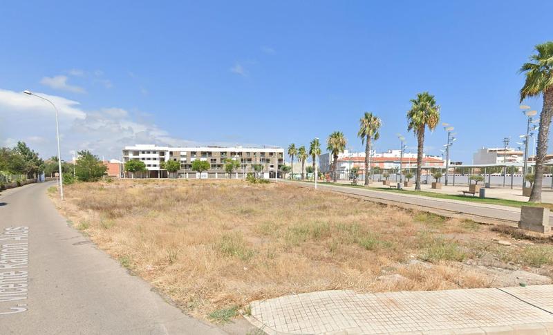 Foto fa49d501-8bf8-4a10-a4d7-c282865b2fbc. Wohngrundstück in calle calle de vicente ramón alos in Moncofa