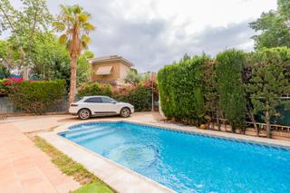 Chalet  Calle del cura emilio bayarri. Chalet en urbanizacion alfinach con piscina propia