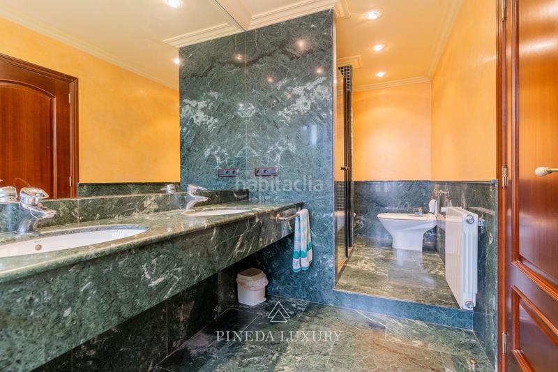 Foto 00afb1aa-da09-4212-8c53-406f8ef58f8a. Chalet avec chauffage parking piscine dans Centro-El Castillo Sagunt