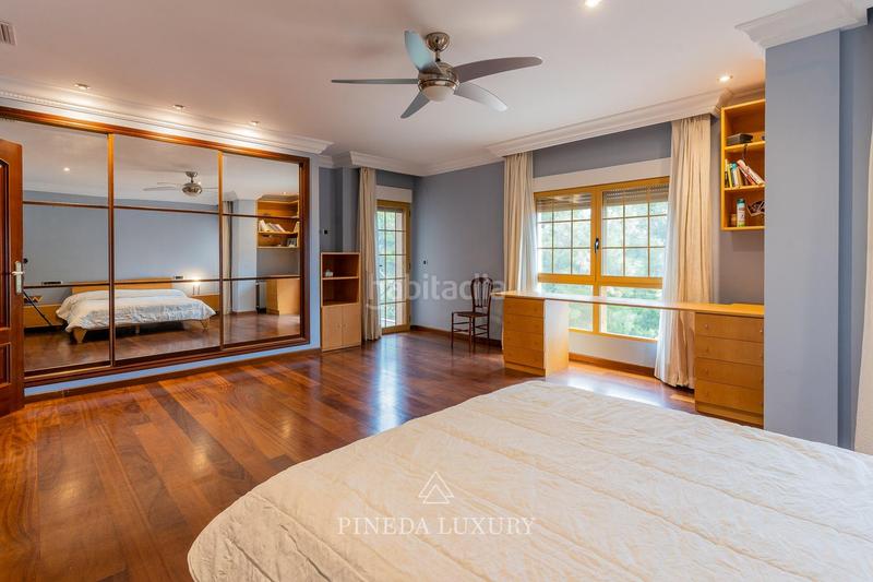 Foto 35772c3d-6f49-4008-9842-dd5817b3577b. Chalet avec chauffage parking piscine dans Centro-El Castillo Sagunt