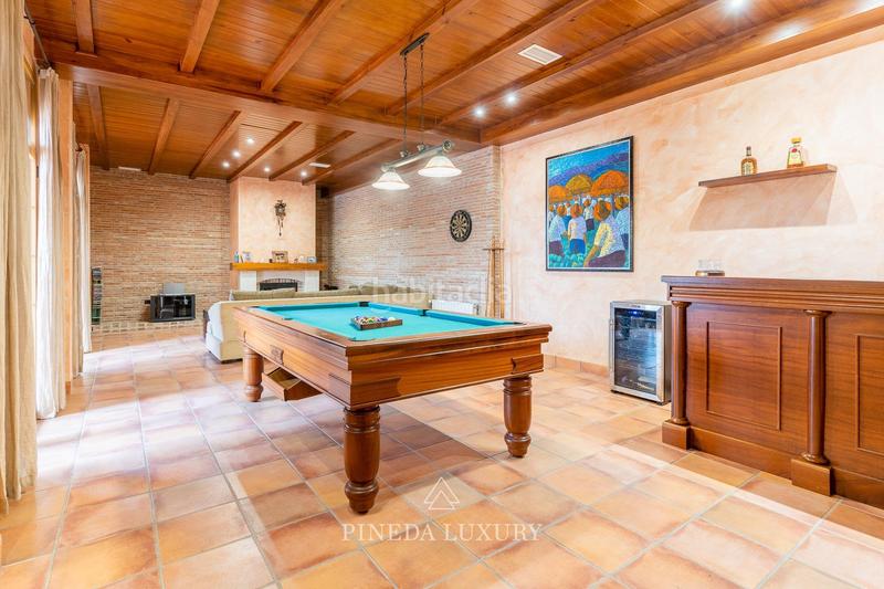 Foto 48cf41cf-db86-4480-b77f-c13092bdc3e6. Chalet avec chauffage parking piscine dans Centro-El Castillo Sagunt