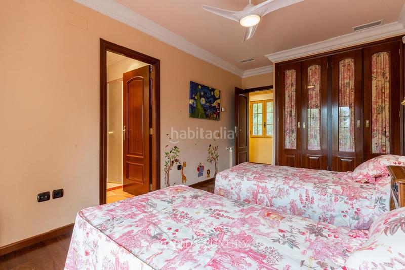 Foto 49089c78-c717-4741-8ff9-150e16b338e9. Chalet avec chauffage parking piscine dans Centro-El Castillo Sagunt