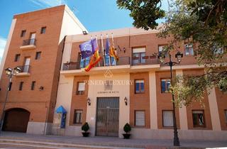 Solar industrial  Calle bancalets. Parcela industrial con fachada  a 3 calles