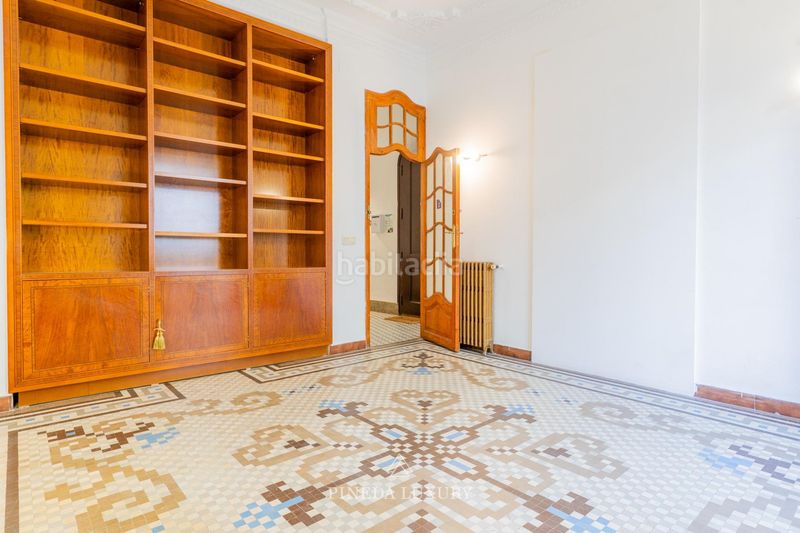 Piso en calle convento st clara 11 vivienda señorial en el centro y junto a la plaza del ayuntamiento en Valencia - Imagen 12
