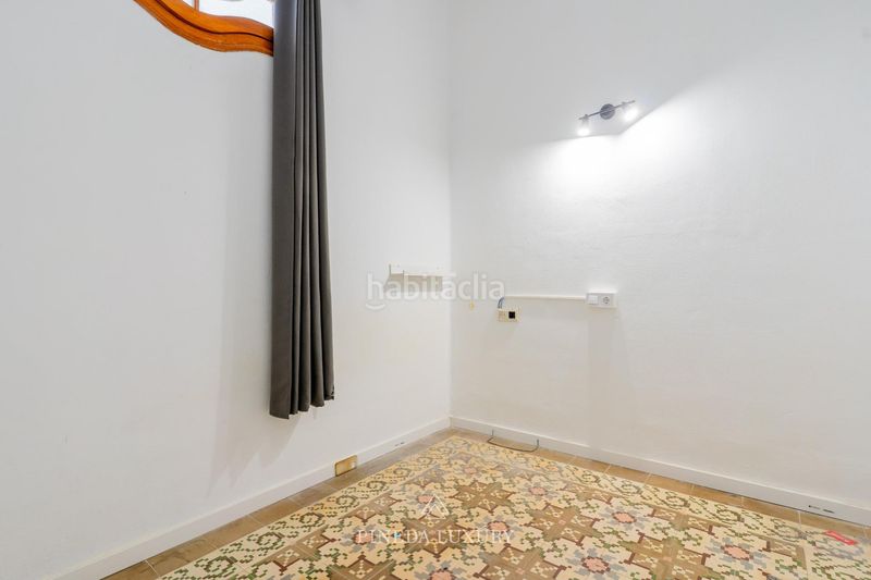Piso en calle convento st clara 11 vivienda señorial en el centro y junto a la plaza del ayuntamiento en Valencia - Imagen 35