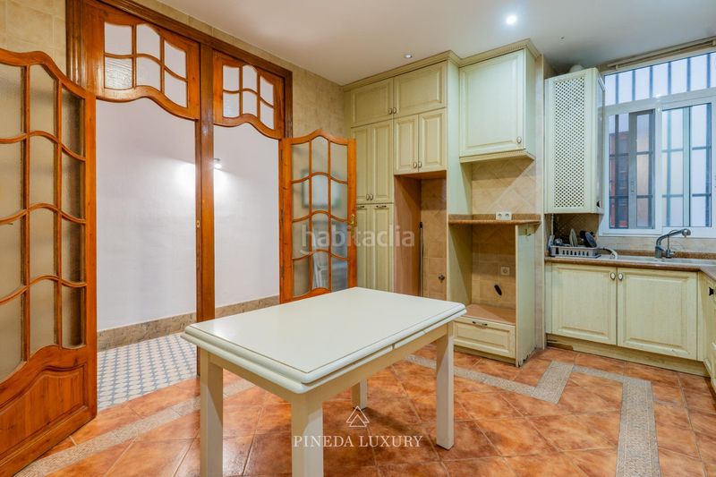 Piso en calle convento st clara 11 vivienda señorial en el centro y junto a la plaza del ayuntamiento en Valencia - Imagen 20