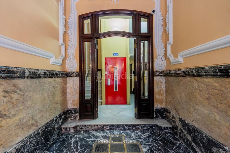Piso en calle convento st clara 11 vivienda señorial en el centro y junto a la plaza del ayuntamiento en Valencia - Imagen 55