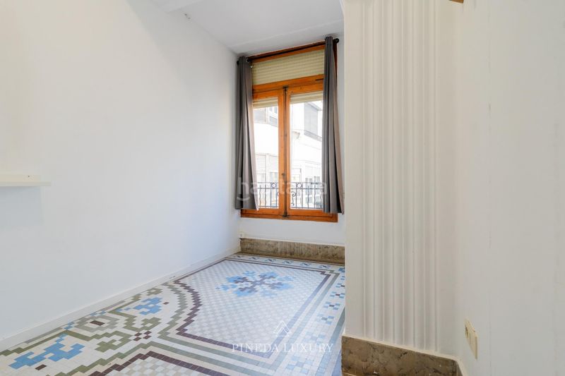 Piso en calle convento st clara 11 vivienda señorial en el centro y junto a la plaza del ayuntamiento en Valencia - Imagen 52