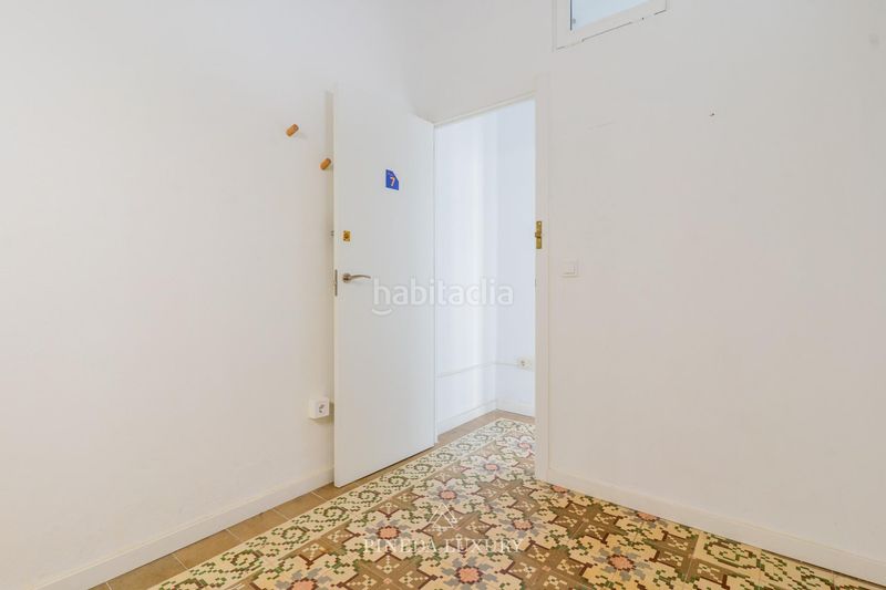 Piso en calle convento st clara 11 vivienda señorial en el centro y junto a la plaza del ayuntamiento en Valencia - Imagen 37