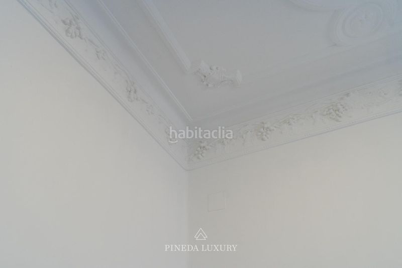 Piso en calle convento st clara 11 vivienda señorial en el centro y junto a la plaza del ayuntamiento en Valencia - Imagen 62