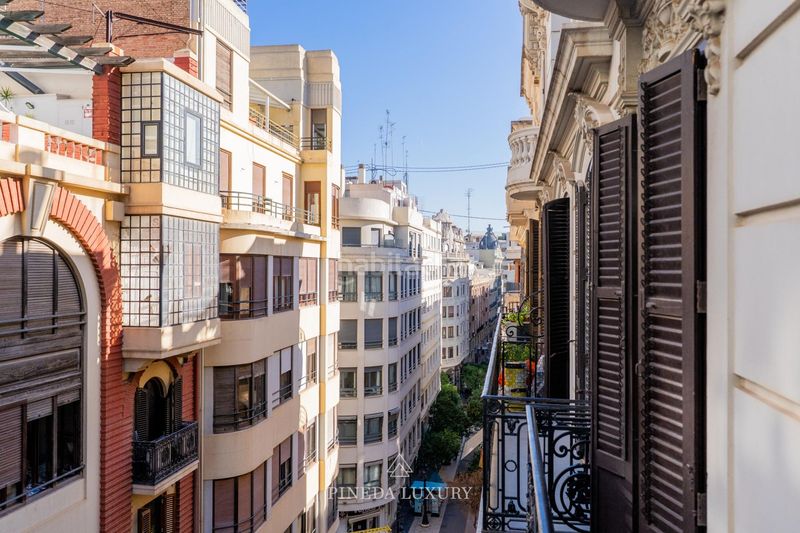 Piso en calle convento st clara 11 vivienda señorial en el centro y junto a la plaza del ayuntamiento en Valencia - Imagen 57