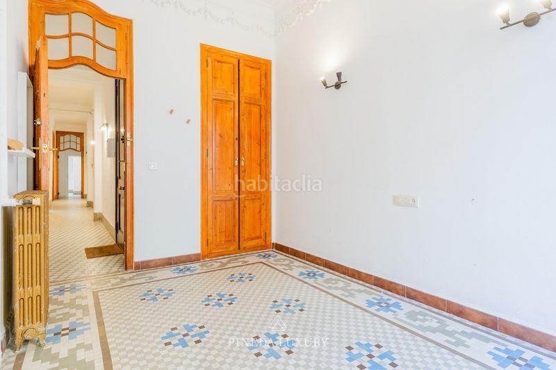 Piso en calle convento st clara 11 vivienda señorial en el centro y junto a la plaza del ayuntamiento en Valencia - Imagen 9