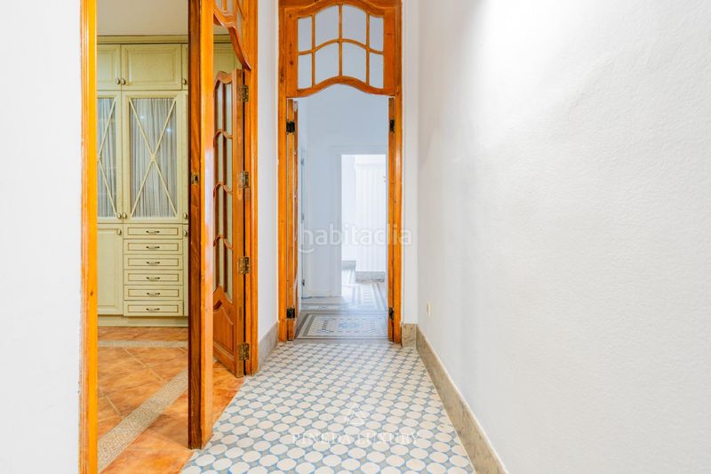Piso en calle convento st clara 11 vivienda señorial en el centro y junto a la plaza del ayuntamiento en Valencia - Imagen 18