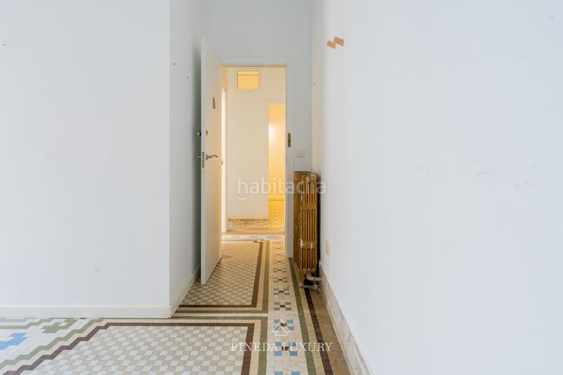 Piso en calle convento st clara 11 vivienda señorial en el centro y junto a la plaza del ayuntamiento en Valencia - Imagen 50