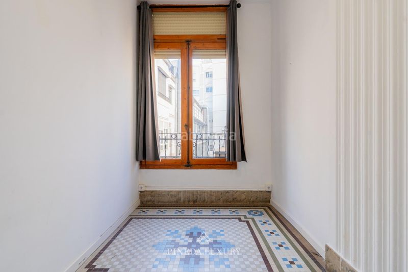Piso en calle convento st clara 11 vivienda señorial en el centro y junto a la plaza del ayuntamiento en Valencia - Imagen 53