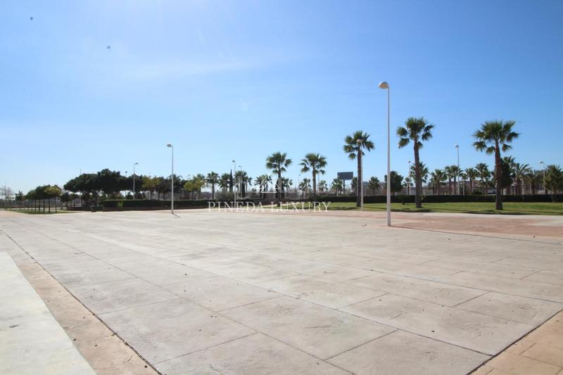 Foto 36cf6bff-5b6e-4b11-aa69-5e4e8f9065a3. Terreny residencial a Centro-El Castillo Sagunt