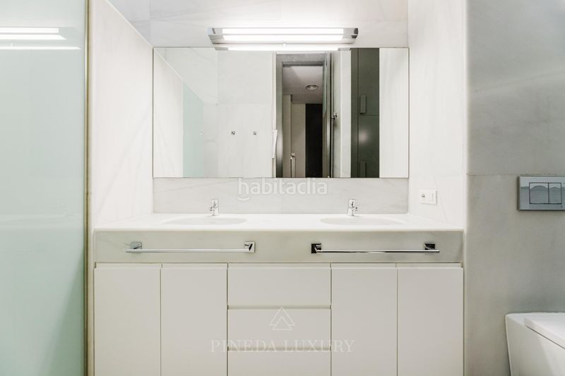 Foto a1489637-4783-4d39-83b8-d61bc1fb8628. Pis amb aparcament a El Pla del Remei Valencia