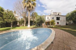 Xalet a Alfinach - Monasterios. Chalet en alfinach, vive en plena naturaleza