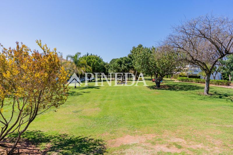 Foto 73b6b4a3-85e9-4e66-a530-48e78a374e18. Apartament amb aparcament piscina a Alfinach - Monasterios Puçol