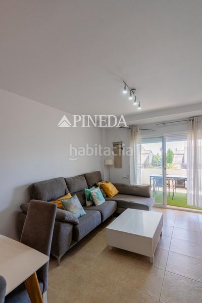 Foto bf989bda-2c0b-49e2-945b-403b5a390d3e. Apartament amb aparcament piscina a Alfinach - Monasterios Puçol