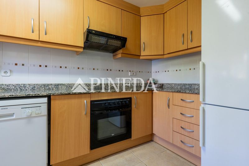 Foto c5d45d2a-26e1-49e5-858e-3c2bbae15663. Apartament amb aparcament piscina a Alfinach - Monasterios Puçol