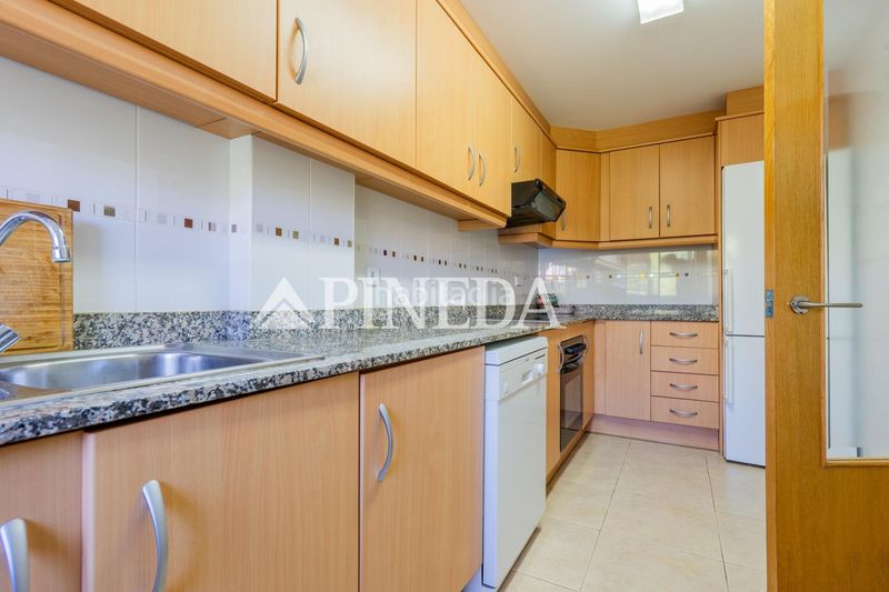 Foto e38a0f6a-3a6e-4261-83af-9372cbd918e0. Apartament amb aparcament piscina a Alfinach - Monasterios Puçol