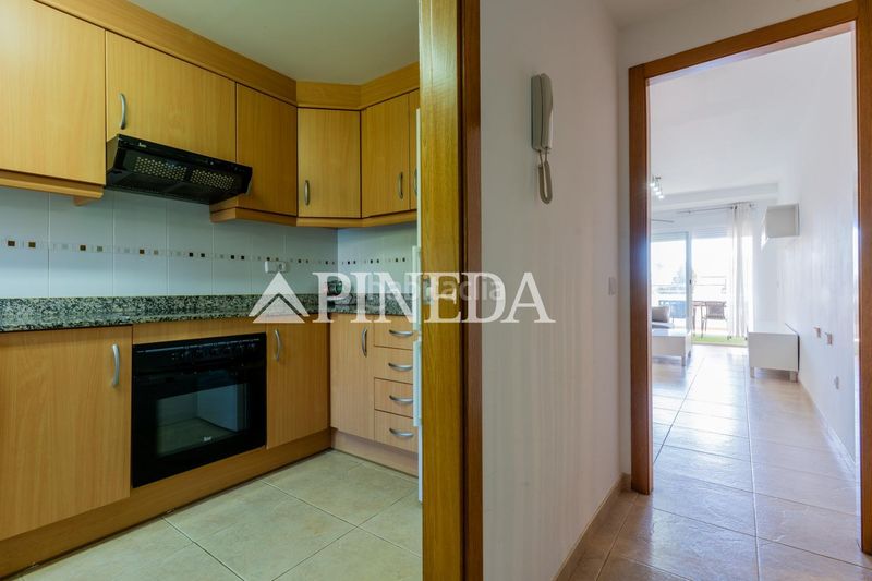 Foto e551566d-36e9-41b2-8592-97652d56821a. Apartament amb aparcament piscina a Alfinach - Monasterios Puçol